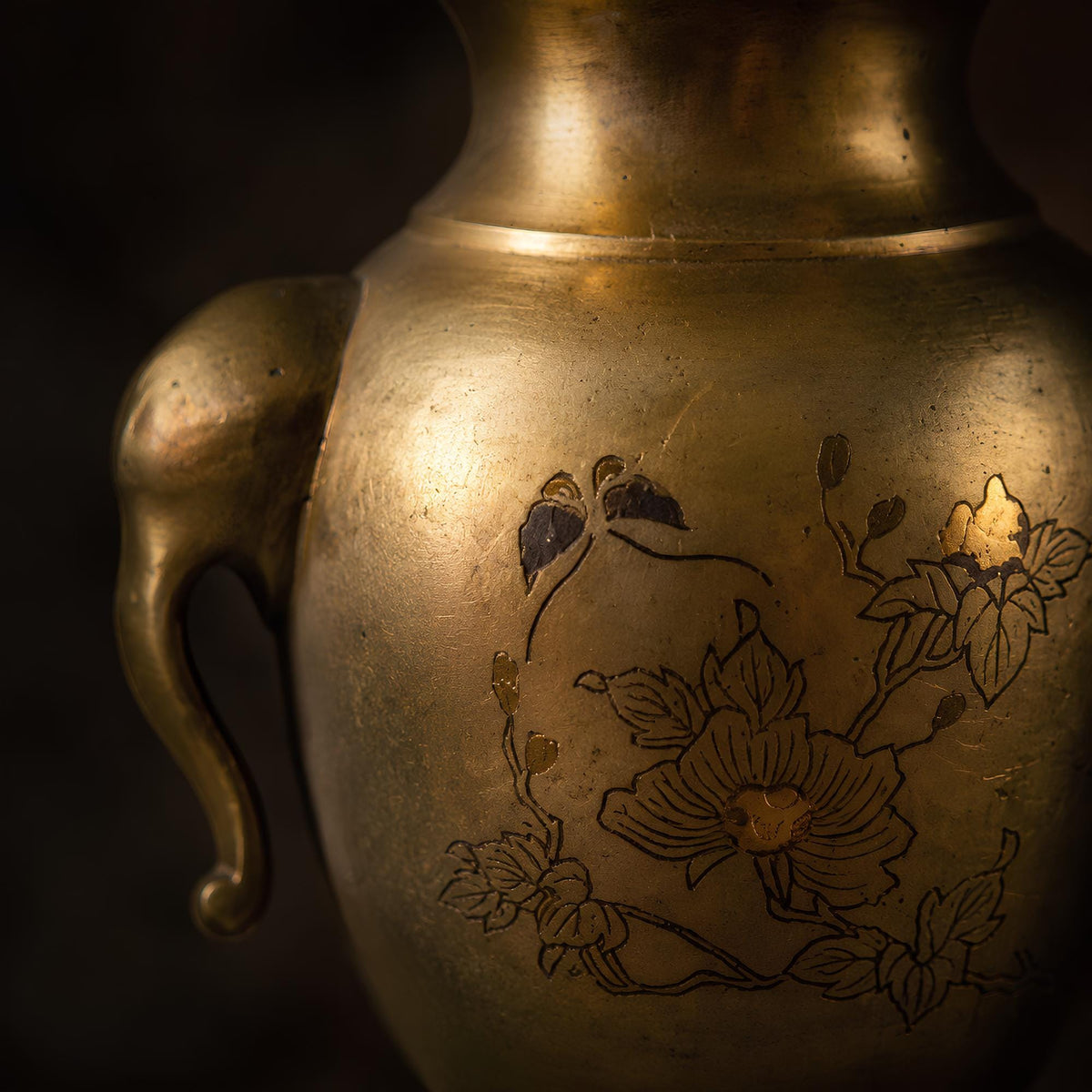 Antique Etched Japanese Brass Urn Vases - The Relic Detail