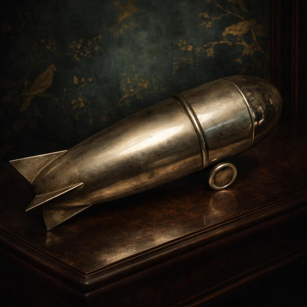 Art Deco Zeppelin Cocktail Shaker Streamline Chrome Barware, Machine Age Dirigible - The Relic Detail
