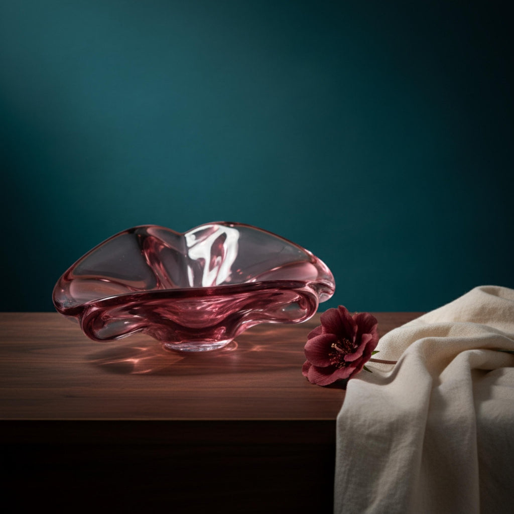 Lavender Murano Bowl Mid-Century Vintage Purple Art Glass Collection Piece from Italy - The Relic Detail