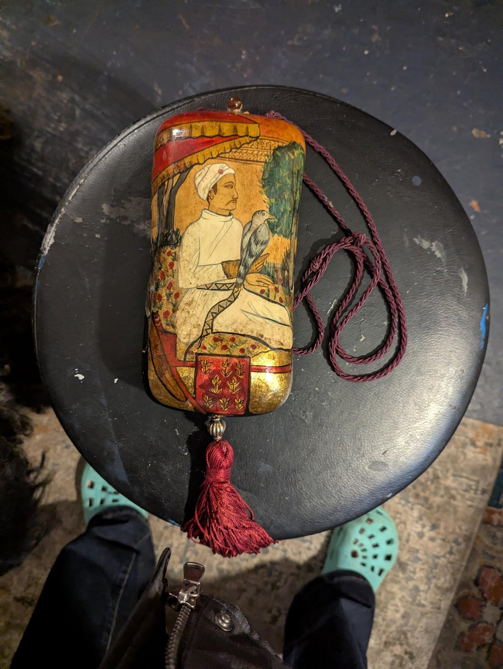 Vintage 1980s Indian Motif Laminated Art Box Purse with Red Tassel - Boho Statement Bag - The Relic Detail