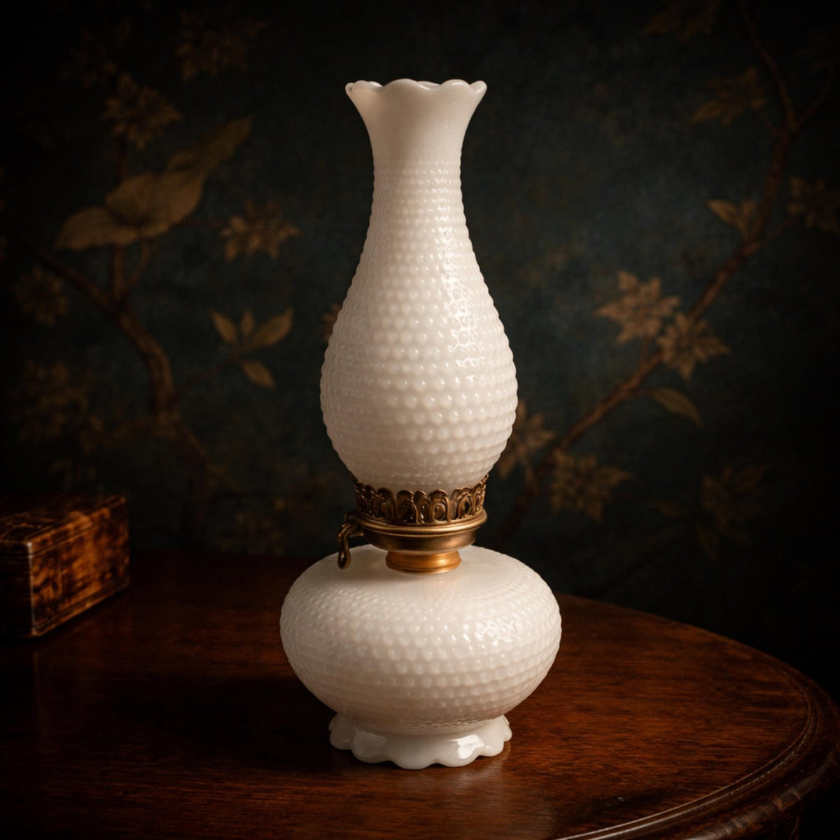 White Milk Glass Hobnail Vintage Table Lamp - The Relic Detail